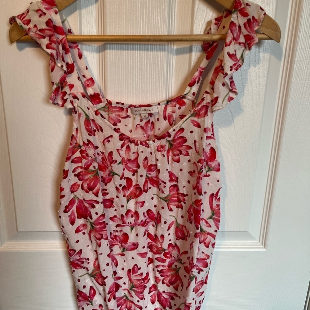 Stitchfix Skies Are Blue Floral Ruffle Strap Top